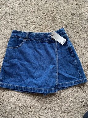 GU Ginza Blue Denim Wrap Mini Skort